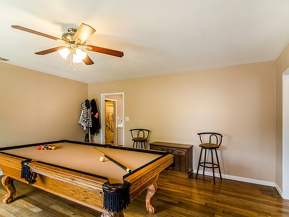 4th image of 524 Niles Ave