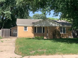 432 N Hillcrest Ave, Haysville, KS 67060