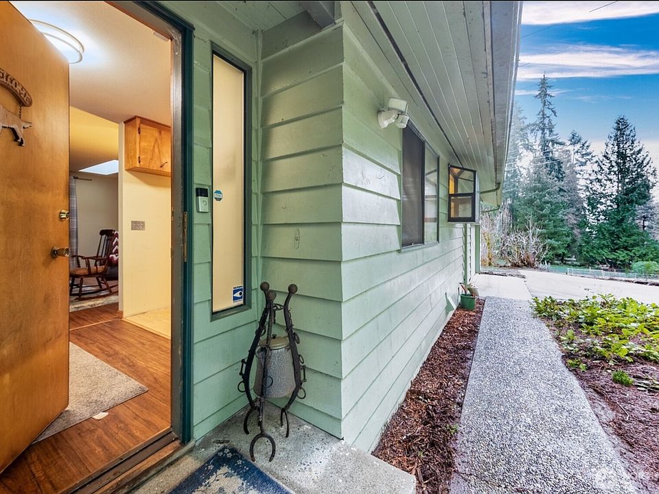 1st image of 4617 200th St SE
