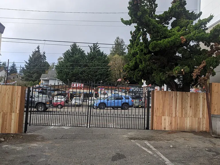 8600 Aurora Ave N #11 — Photo 7