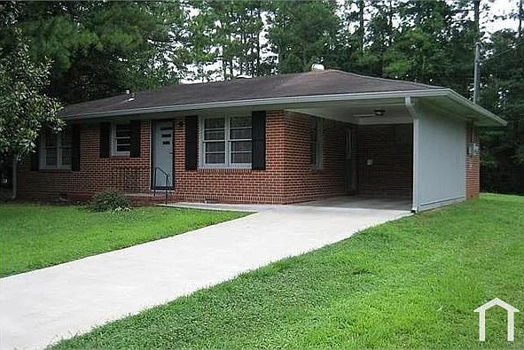 1st image of 890 Brackett Rd