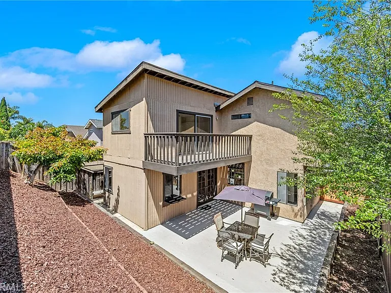 1407 Lakeside Ln — Photo 66