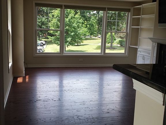 4th image of 125 Lakeview Dr Unit 208