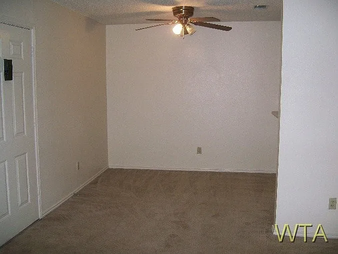Townwood Apartments — Photo 12