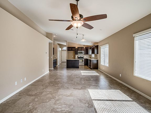 4th image of 2735 W Sunland Ave
