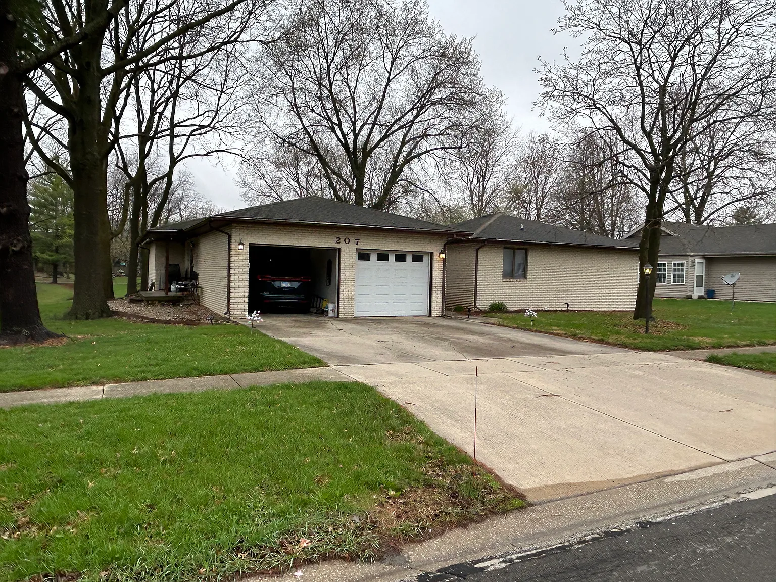207 Jennifer Dr #A photo 1