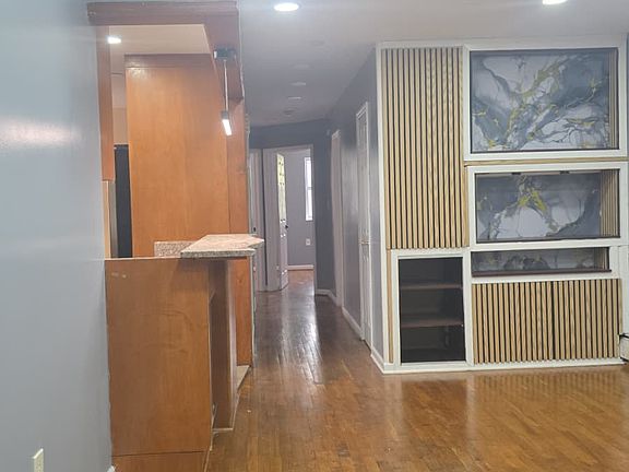 5th image of 103-22 32nd Ave #1