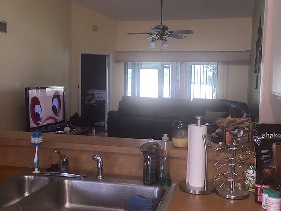 4th image of 8425 Waterford Cir