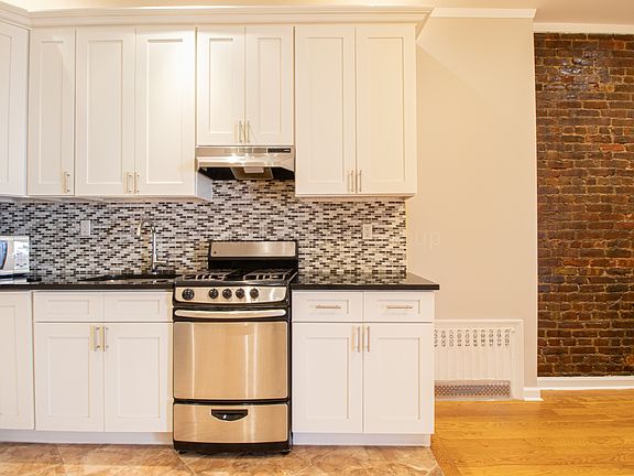 4th image of 382 S 4th St #3B