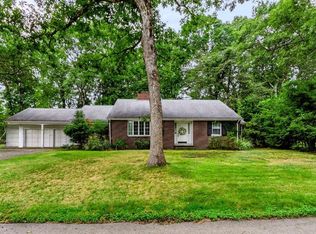 61 Page Rd, North Attleboro, MA 02760