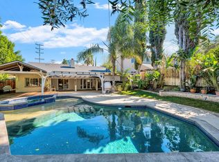 5925 Hanna Ave, Woodland Hills, CA 91367