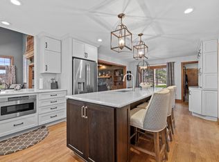 9079 W Kensington Way, Franklin, WI 53132