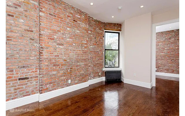 Rented by Douglas Elliman | media 14