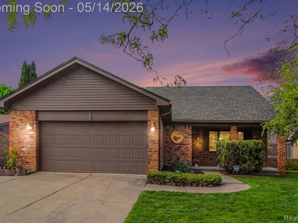 45440 Holmes Dr, Canton, MI 48187