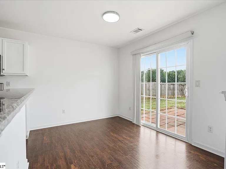 106 Reedy Falls Dr — Photo 10