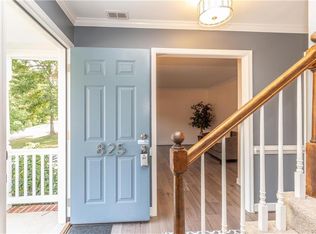 825 Spirea Rd, North Chesterfield, VA 23236