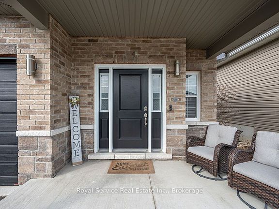 3rd image of 257 Morgan St