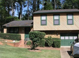 1409 Harbins Ridge Dr, Norcross, GA 30093