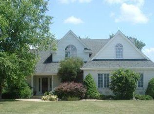 29024 Belmont Farm Rd, Perrysburg, OH 43551