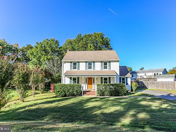 2nd image of 606 Casey Pl