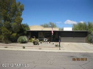 201 E La Espina, Green Valley, AZ 85614