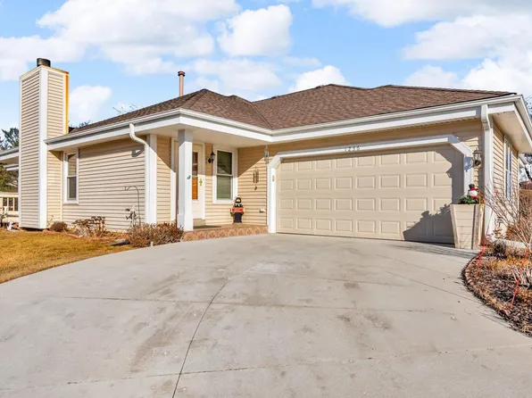 1236 River Park CIRCLE EAST East, Mukwonago, WI 53149