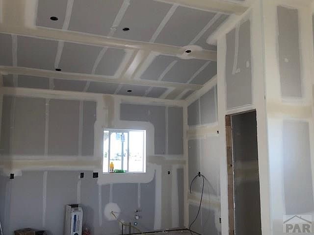 2nd image of 1143 E Desert Cove Dr