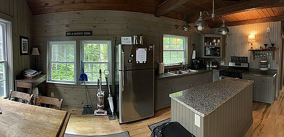 4th image of 168 Beaver Bog Ln