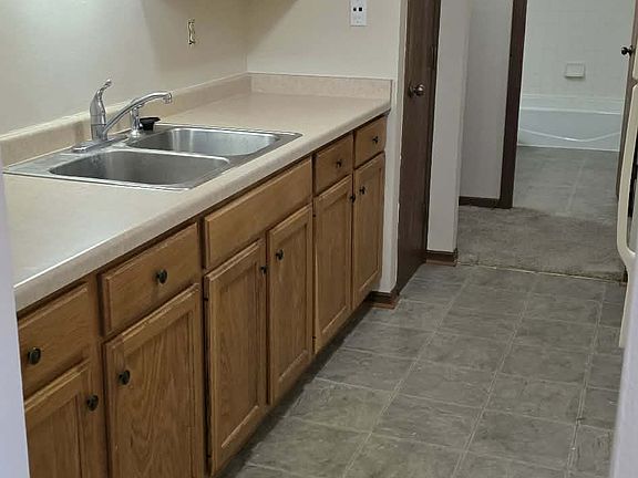 4th image of 1531 7th Ave APT 10