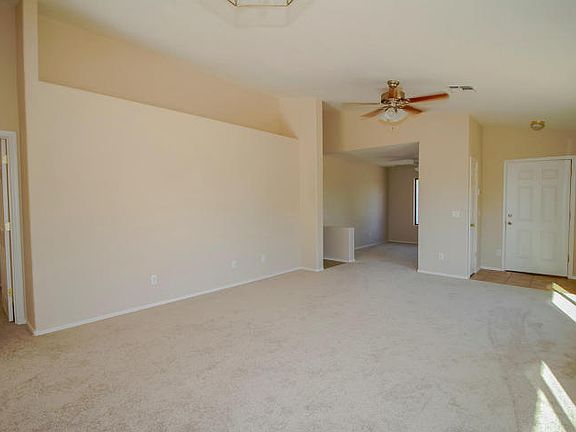 5th image of 940 N Hilarry Ct