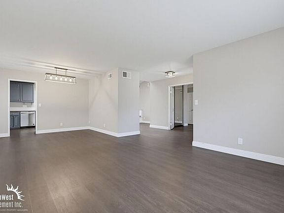 5th image of 12634 Birchbrook Ct