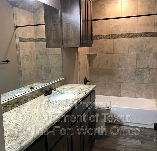 3011 Enchanted Rd — Photo 8