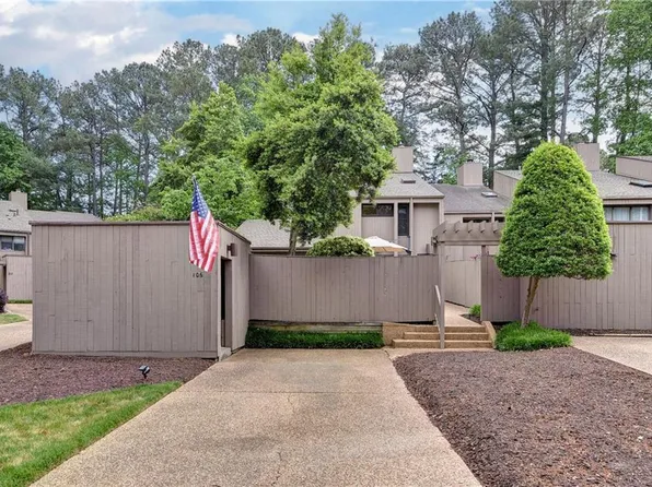 106 Harrops Gln, Williamsburg, VA 23185