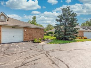35296 Greenwich Ave, North Ridgeville, OH 44039