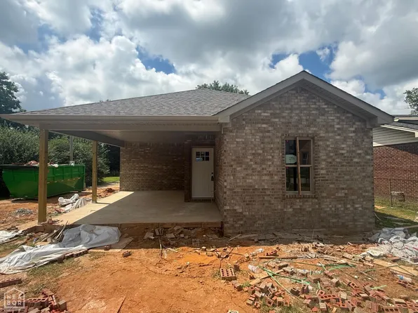 612 E Lake St, Paragould, AR 72450