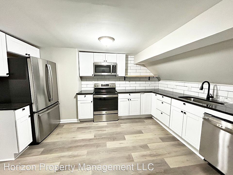 1st image of 300 W Chesapeake Ave #16832698