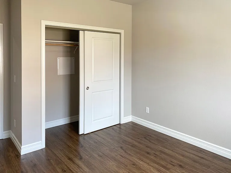 1639 Pine St #D — Photo 12