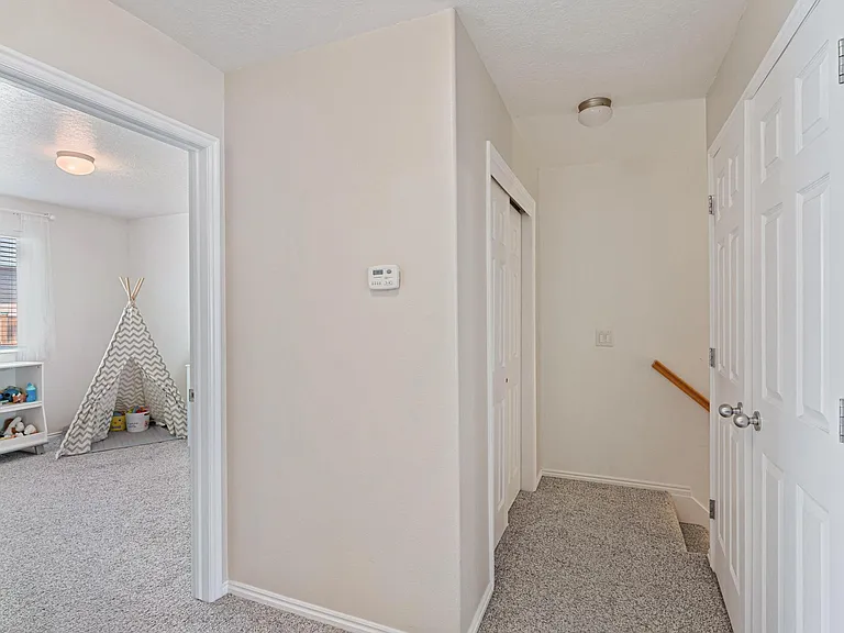 1264 W Bridlewood Loop — Photo 5