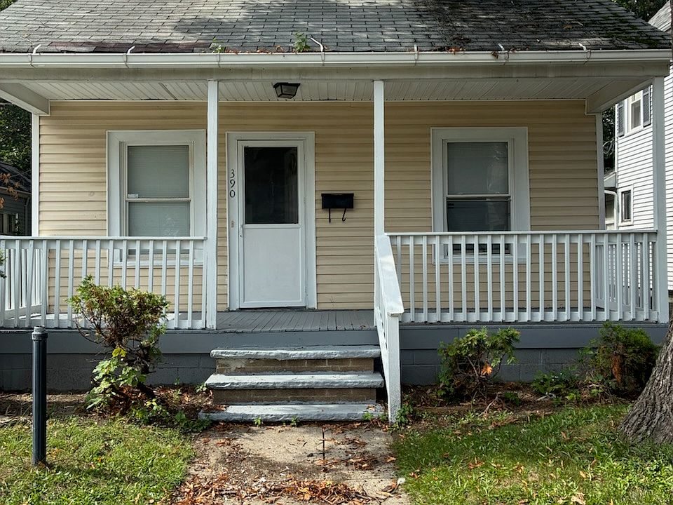 1st image of 390 E 163rd St