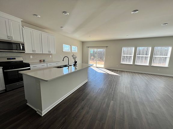 5th image of 6026 White Sycamore Ct