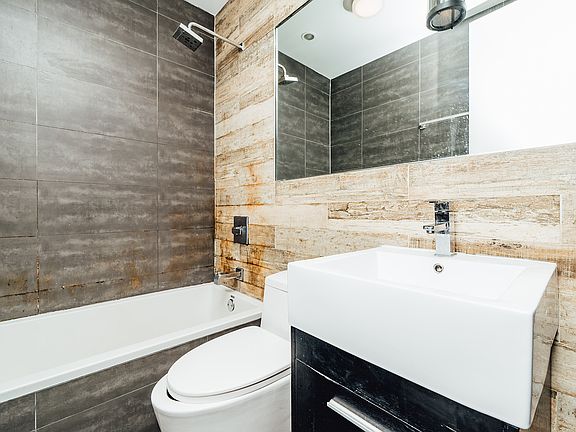 5th image of 358 Palmetto St #2P