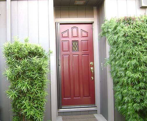 1st image of 104 Perkins Ct