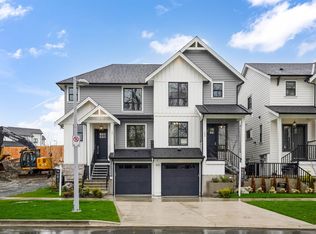 16611 18th Ave #101, Surrey, BC