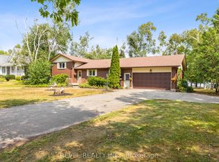 126 Pinewood Blvd, Kawartha Lakes, ON K0M 2T0
