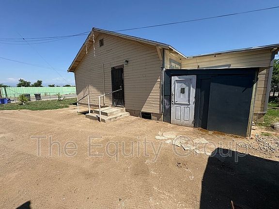 4th image of 10596 Lewis Dr Unit B