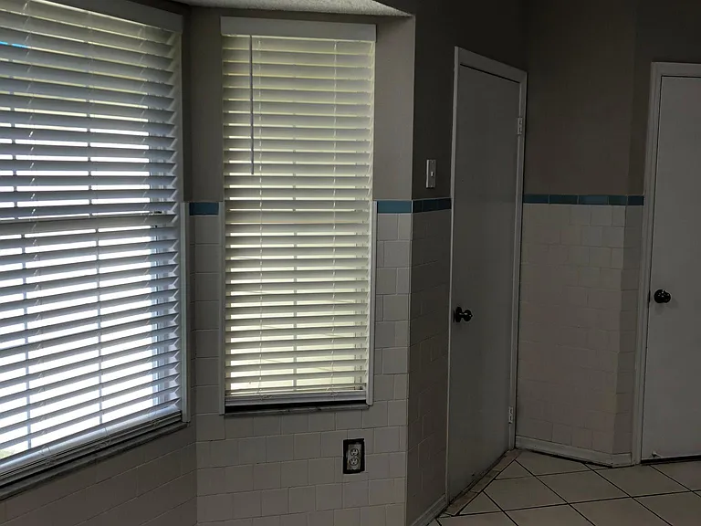 418 Moby Dick Dr S — Photo 3