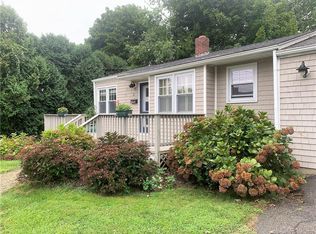 2 Joyce Ct, Niantic, CT 06357