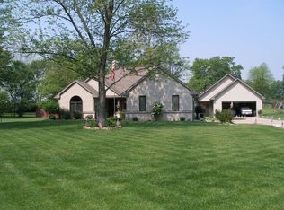 1640 Rancamp Ave, Holland, OH 43528