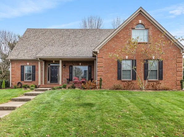 404 Barroway Ln, Versailles, KY 40383