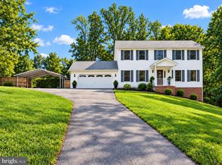 8455 Cardinal Ln, White Plains, MD 20695